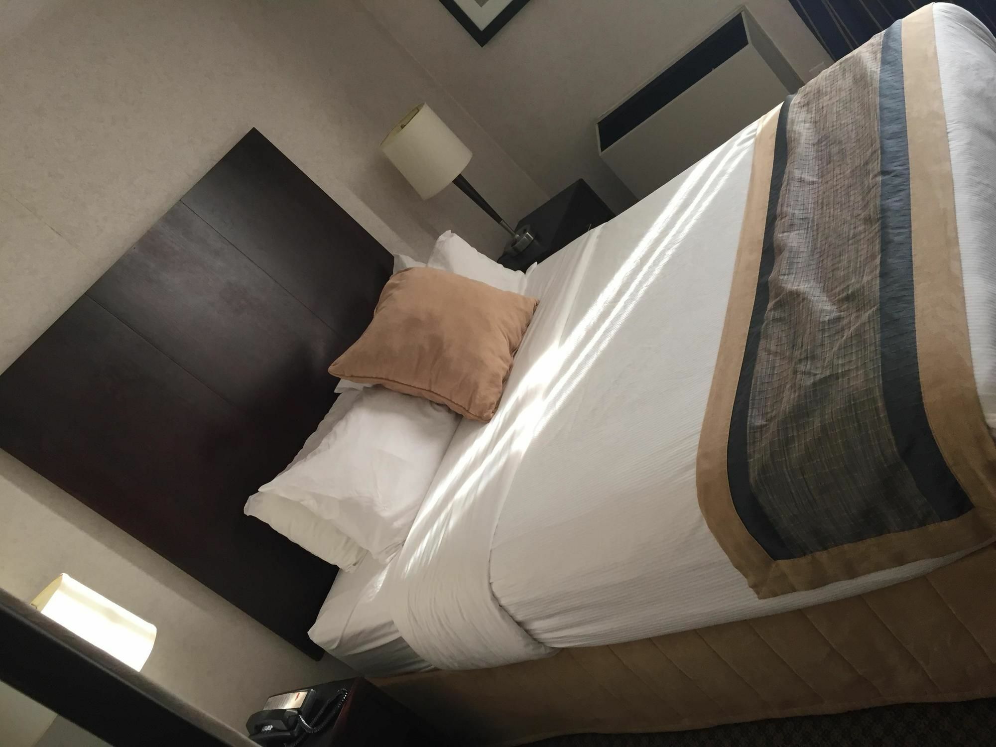เบสต์ เวสเทิร์น มิลตัน Hotel ภายนอก รูปภาพ